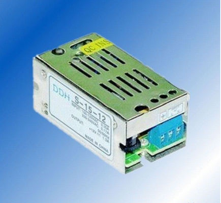 UL の産業電源 15With CCTV のカメラの電源 12V 1.25A UL60950-1