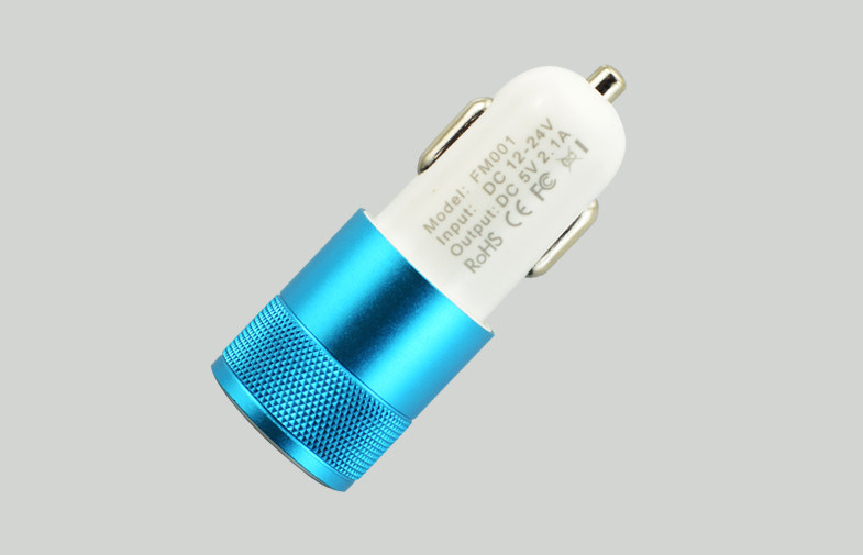Заряжатель 5v 2a автомобиля Usb высокой эффективности всеобщий с портом Usb