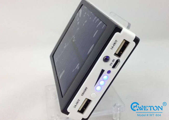 携帯電話およびタブレットのための二重 USB の携帯用太陽エネルギー銀行 10000mAh