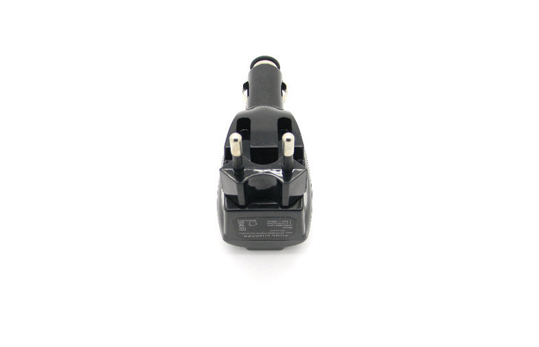 El cargador universal 5V 3.0A del coche del cortocircuito USB de la baja temperatura se dobla puerto de USB